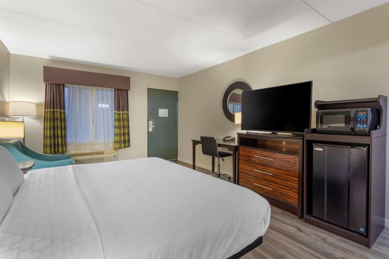 Clarion Pointe Kimball By Choice Hotels Exterior photo